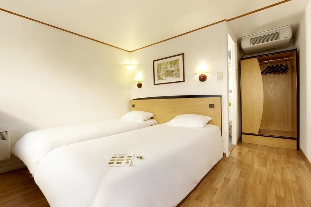 Hotel Campanile Nantes Saint-Sébastien-Sur-Loire Habitación foto